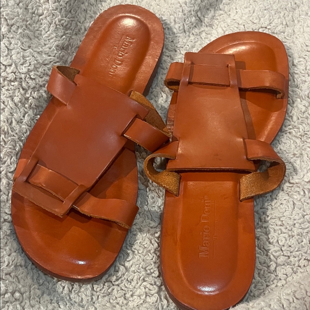 Mario Doni vegetable tan leather size 39 luxury flats sandals shoes